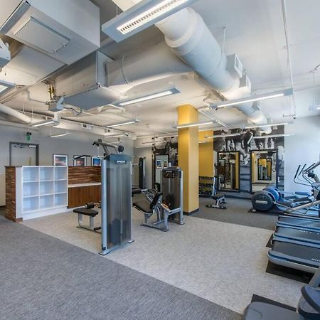 Amazing 2Br Apartment At Crystal City Arlington Exterior photo